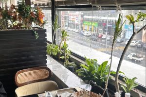 مطعم ايلول لبنان الطائف (السعر + المنيو + الموقع + أراء الناس)